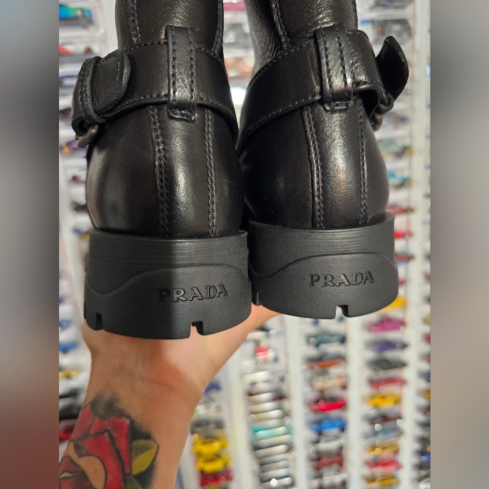 PRADA Boots zise 8.5 - Picture 7 of 16